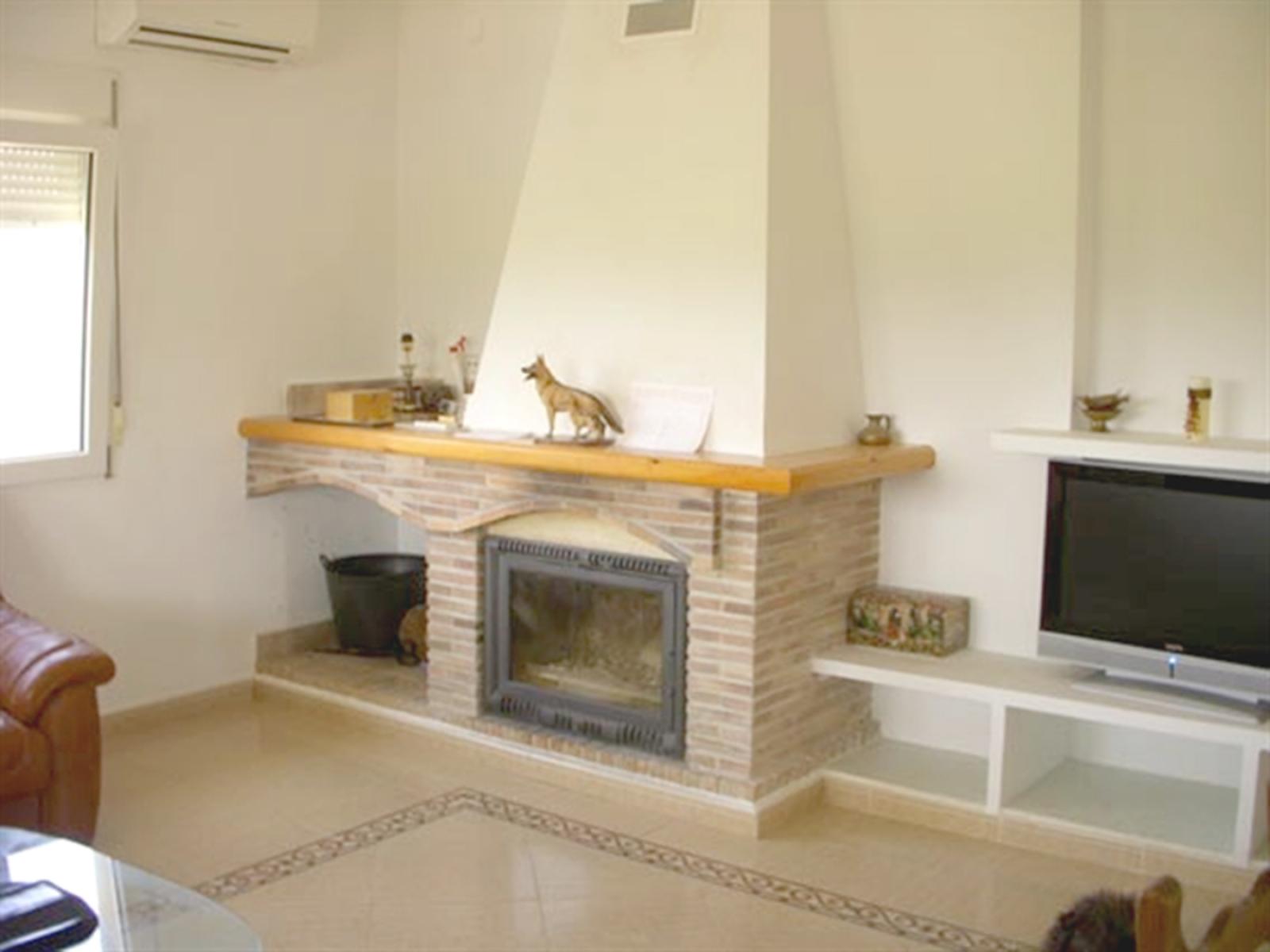 Photo number 6. Villa for sale in Pedreguer. Ref.: SLH-1-1-835