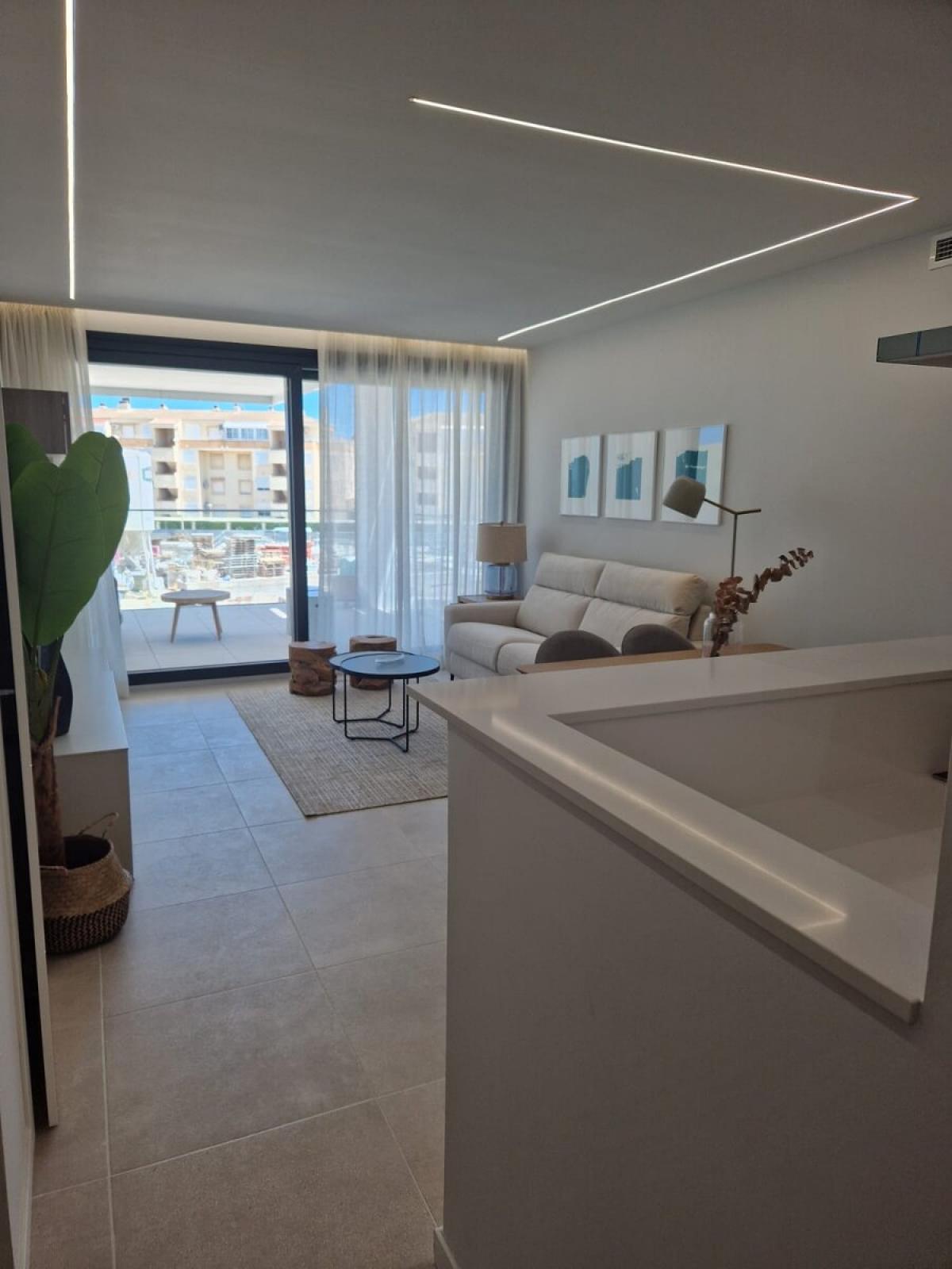 Photo number 5. Penthouse for sale on the first beach line in Denia. Ref.: SLH-5-36-15133