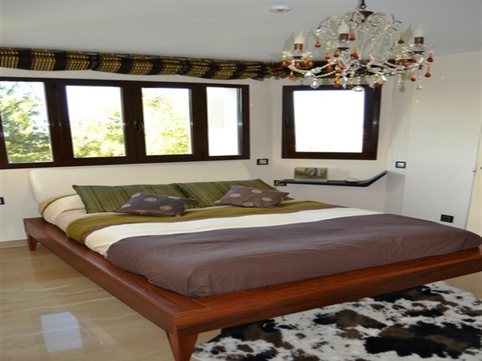 Photo number 19. Villa for sale in Denia. Ref.: EHD-332139