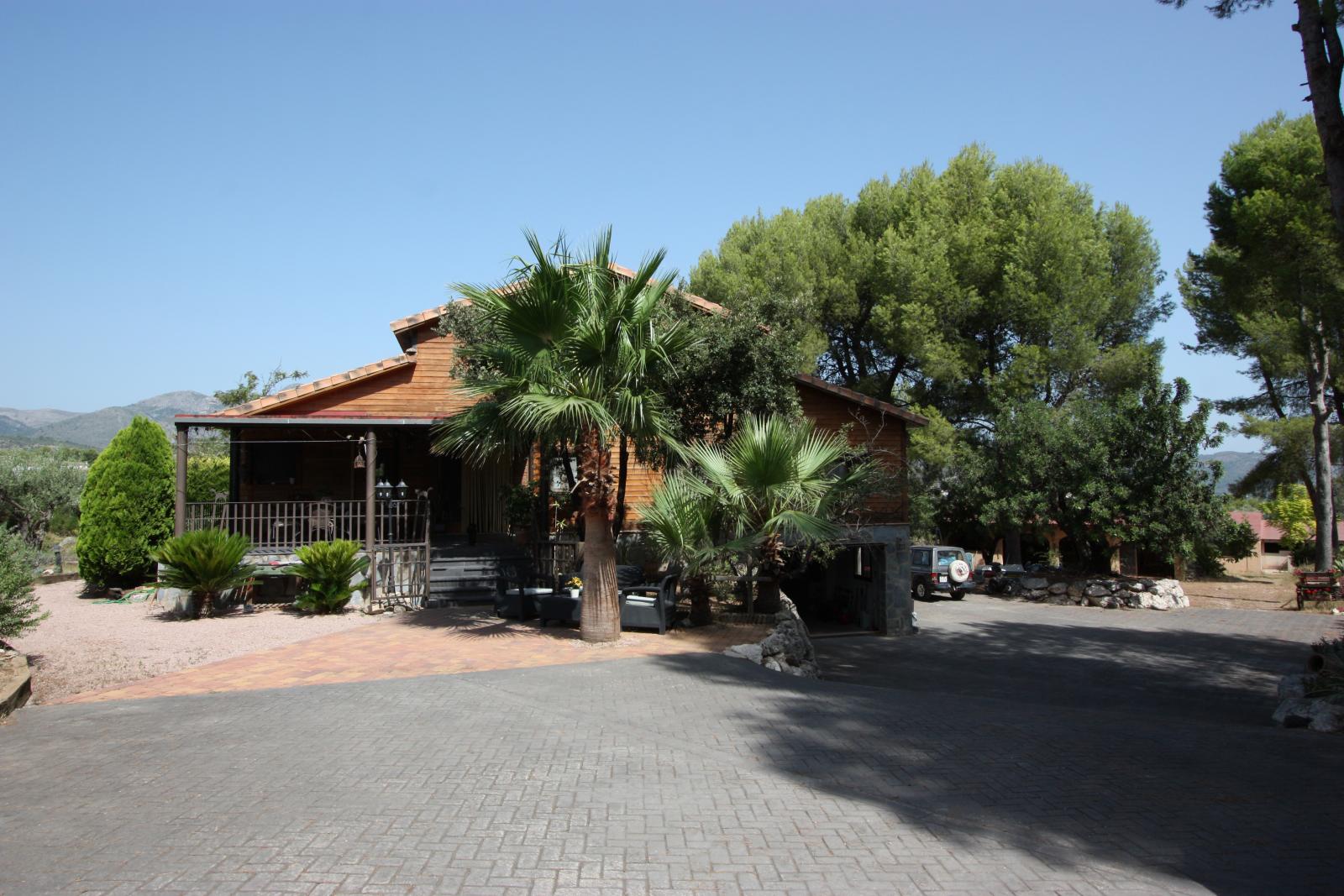 Photo number 1. Villa for sale in Orba. Ref.: PRT-261661