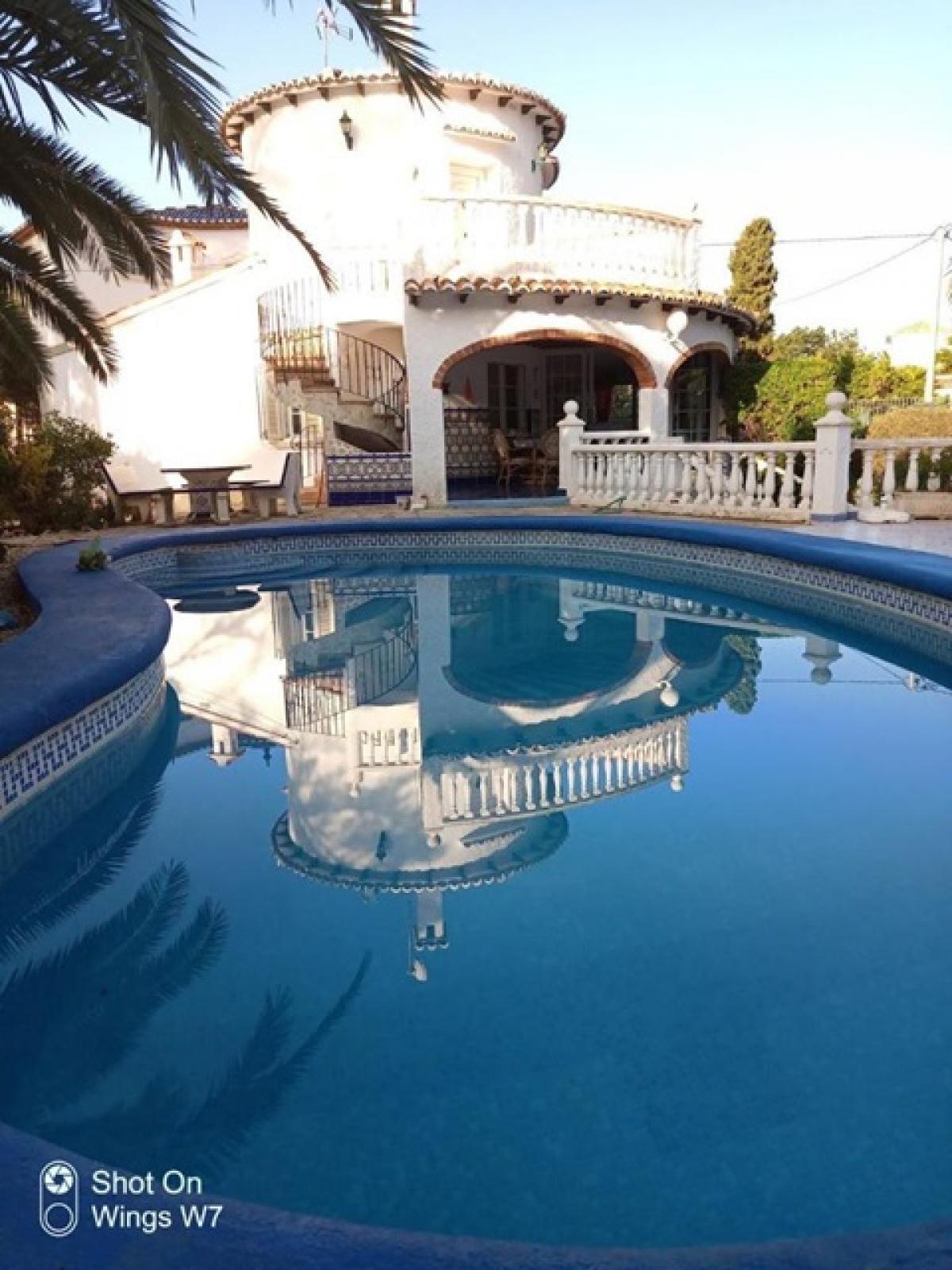 Photo number 1. Villa for sale in Denia. Ref.: XMI-269530