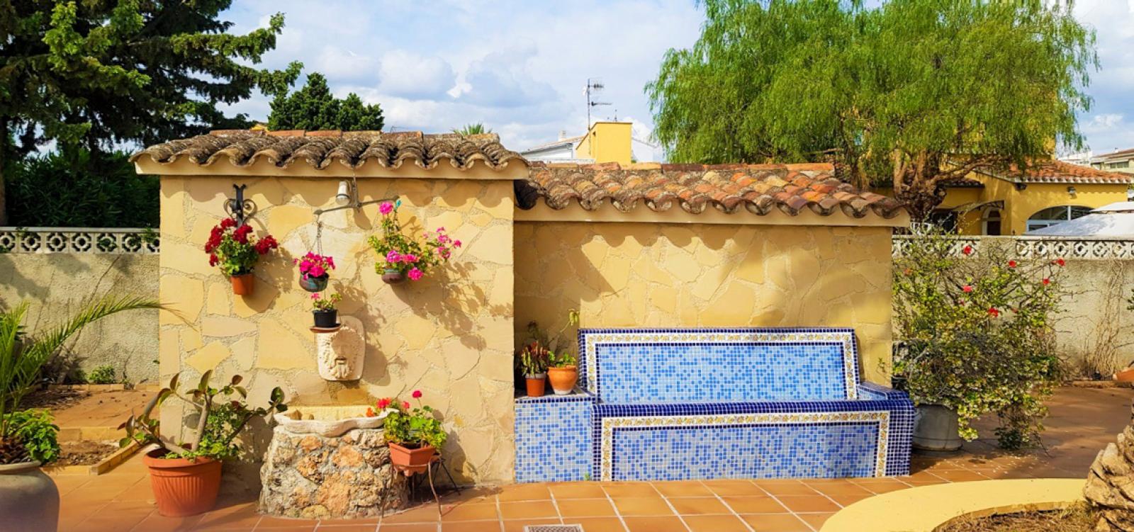 Photo number 8. Villa for sale in Ondara. Ref.: EHD-528556