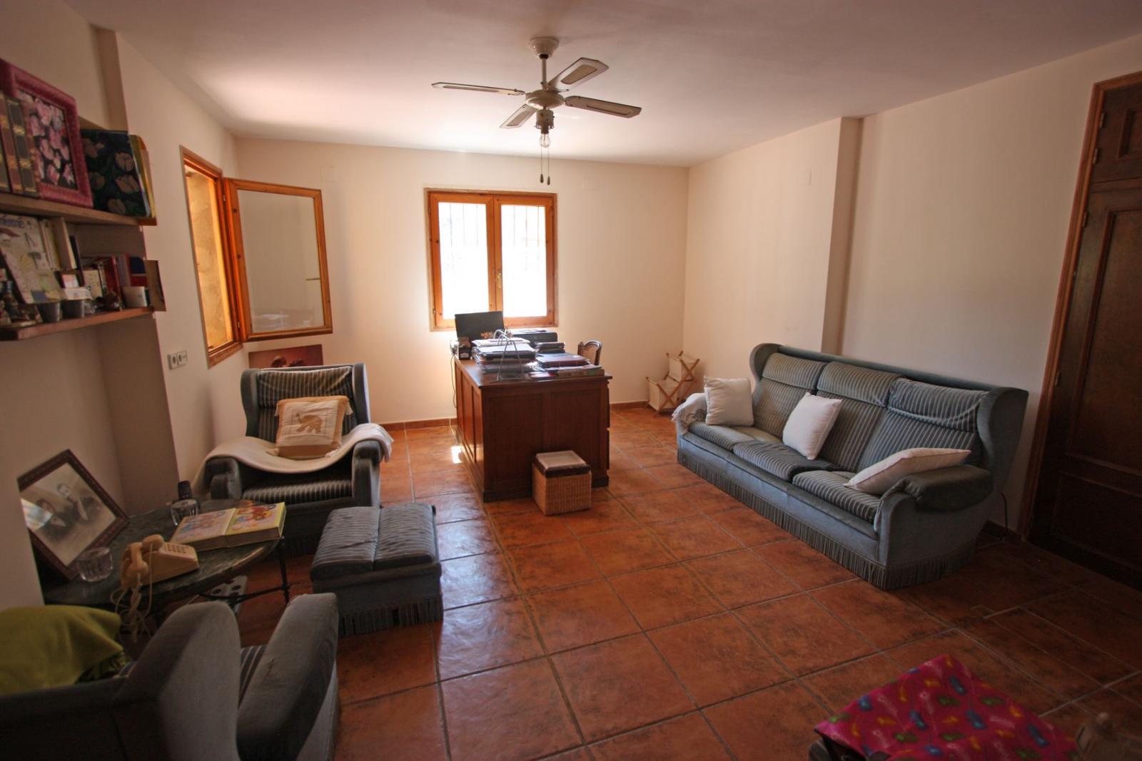 Photo number 7. Villa for sale in Pedreguer. Ref.: PRT-305362