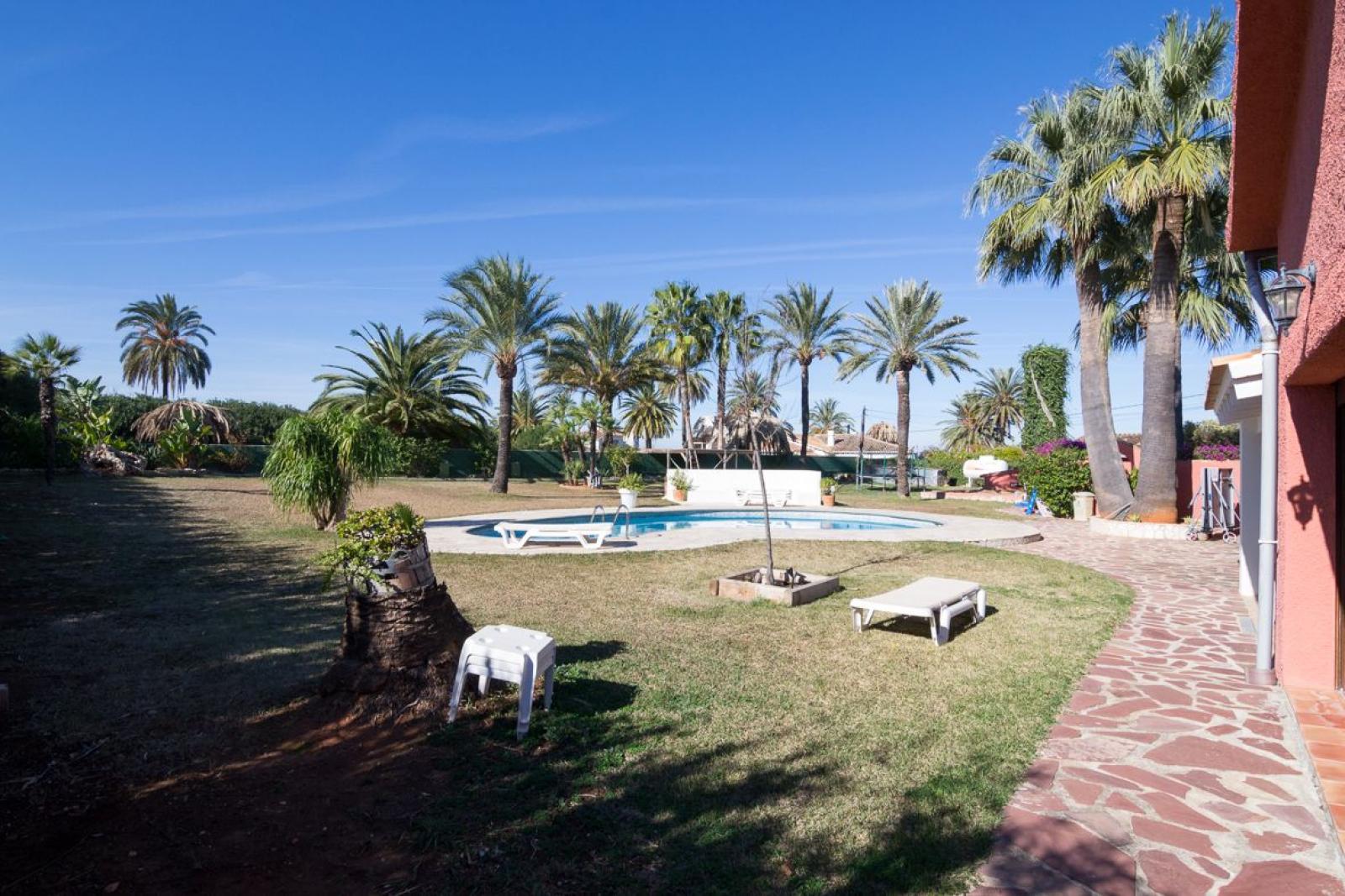 Photo number 8. Villa for sale in Denia. Ref.: EHD-581288