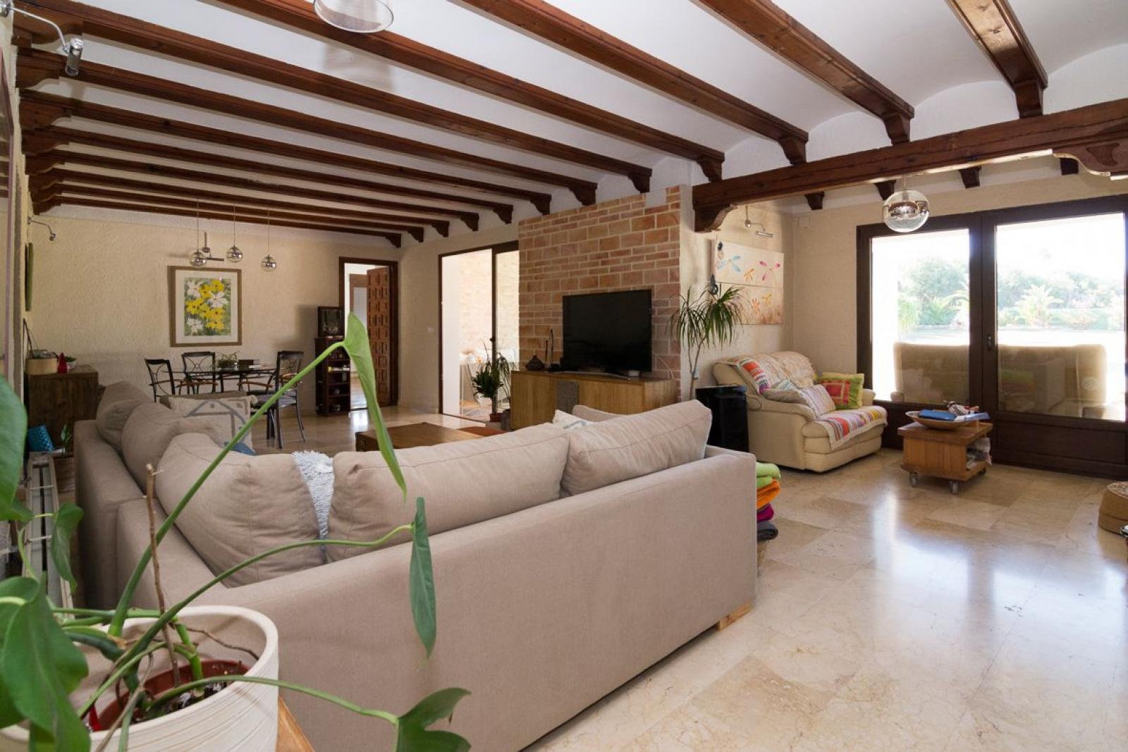 Photo number 13. Villa for sale in Denia. Ref.: EHD-581288
