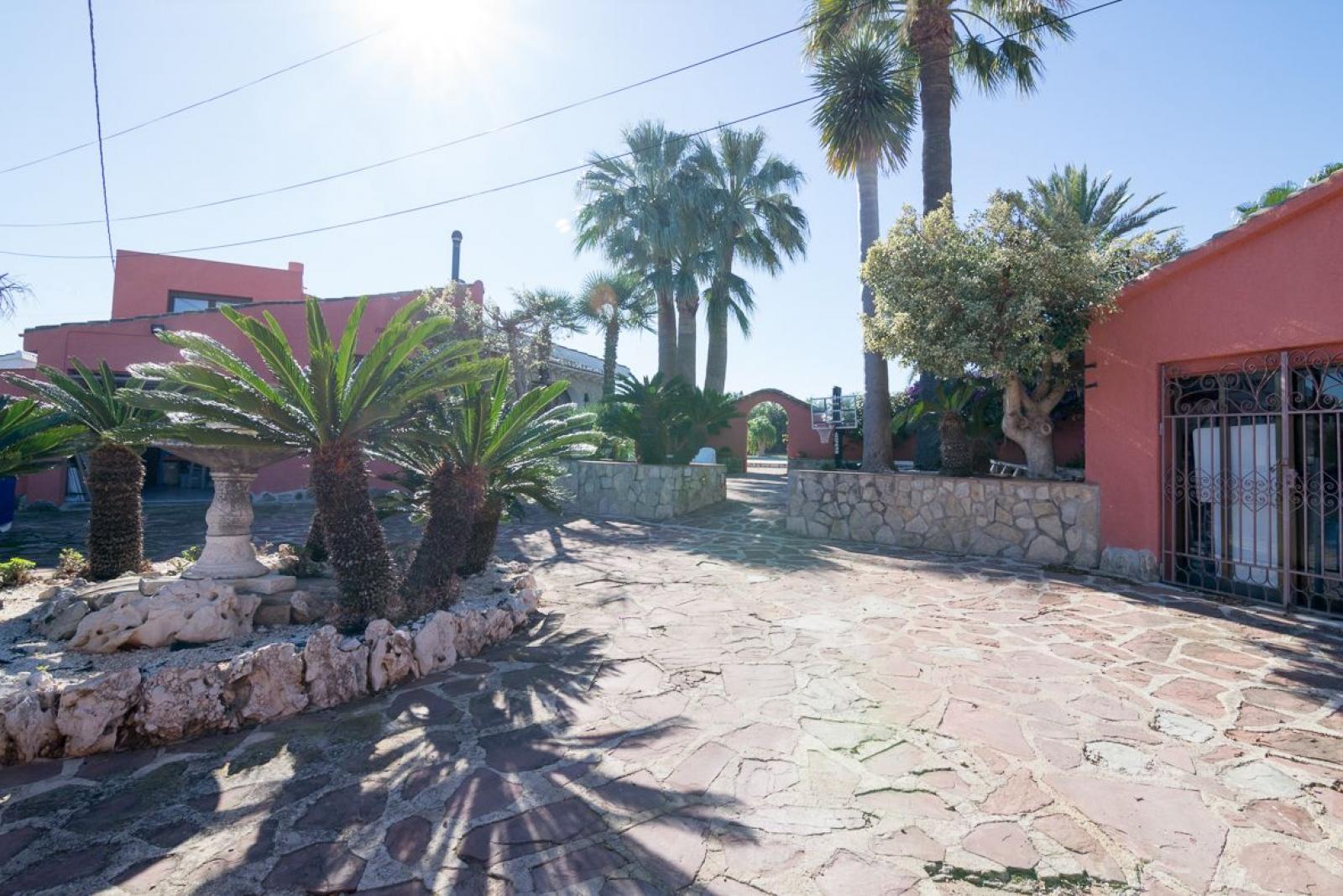 Photo number 33. Villa for sale in Denia. Ref.: EHD-581288