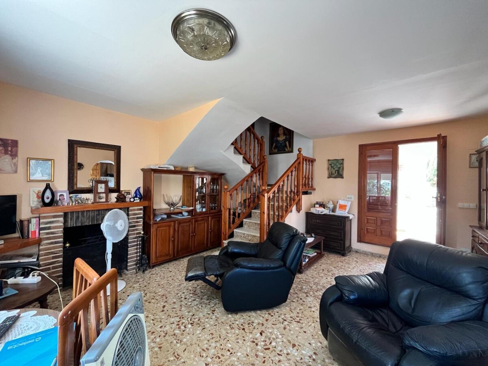 Photo number 3. Villa for sale in Denia. Ref.: SLH-5-36-15738