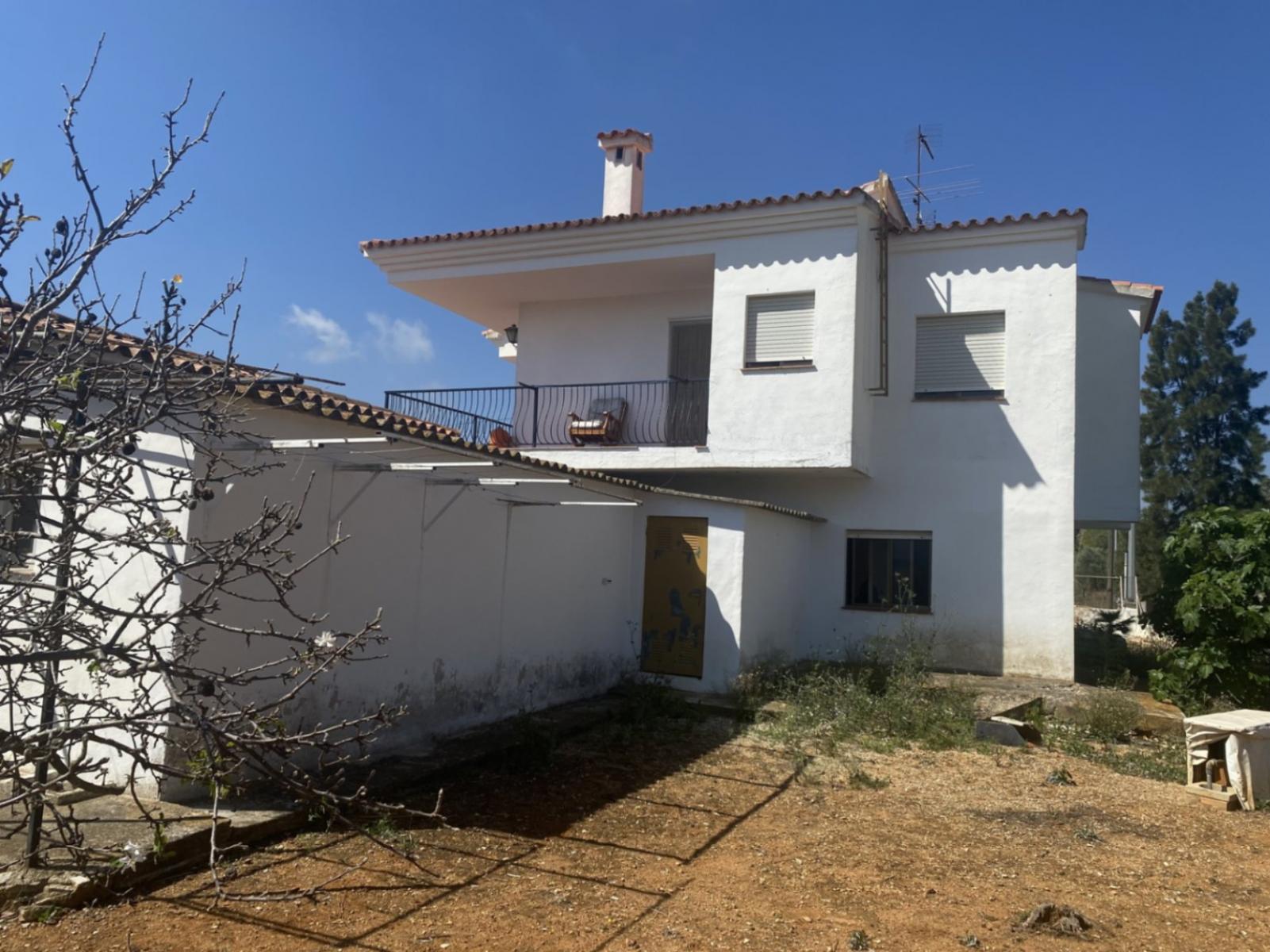 Photo number 16. Villa for sale in Denia. Ref.: EIR-606539