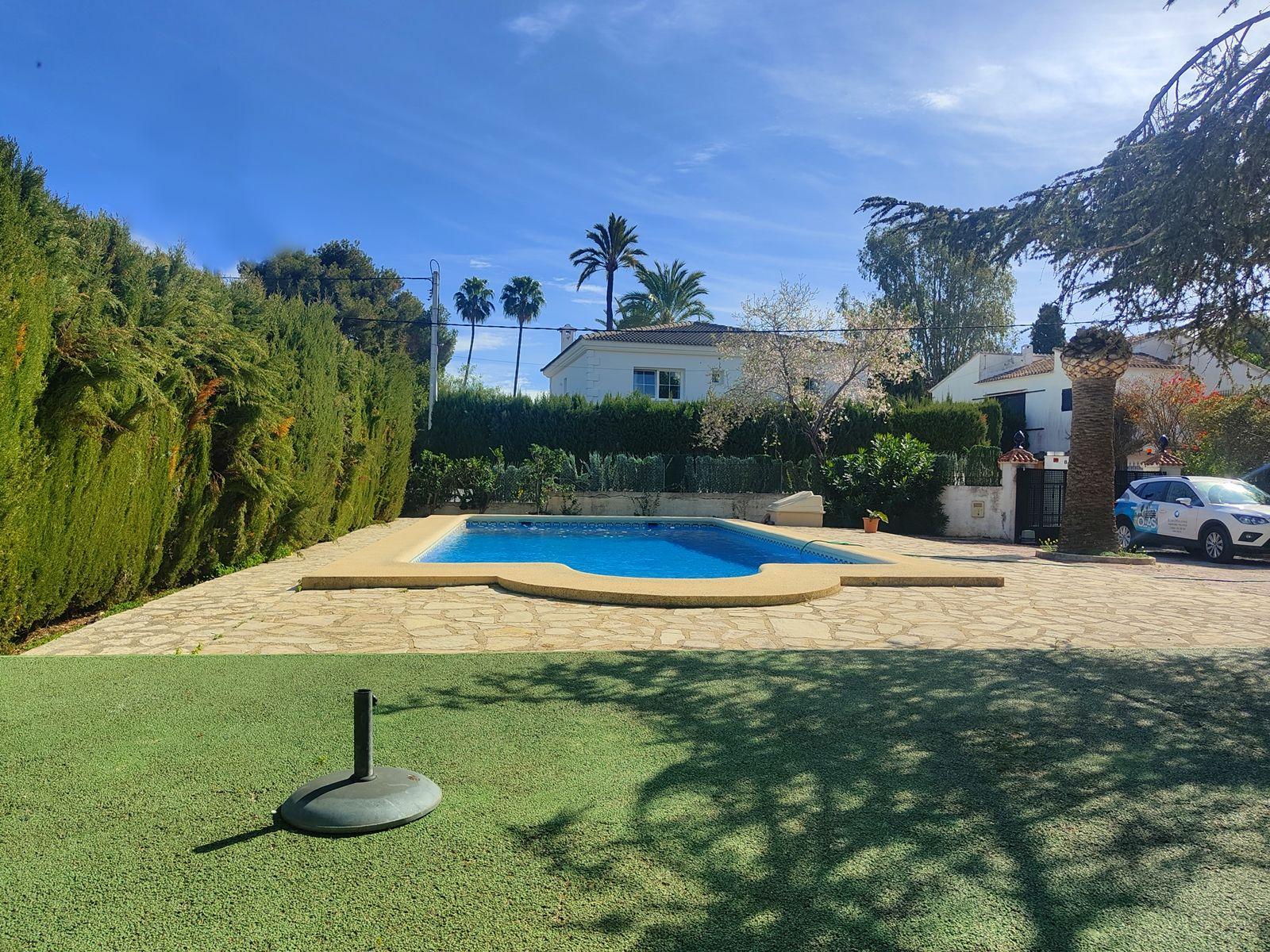 Photo number 2. Villa for sale in Denia. Ref.: EHD-594342