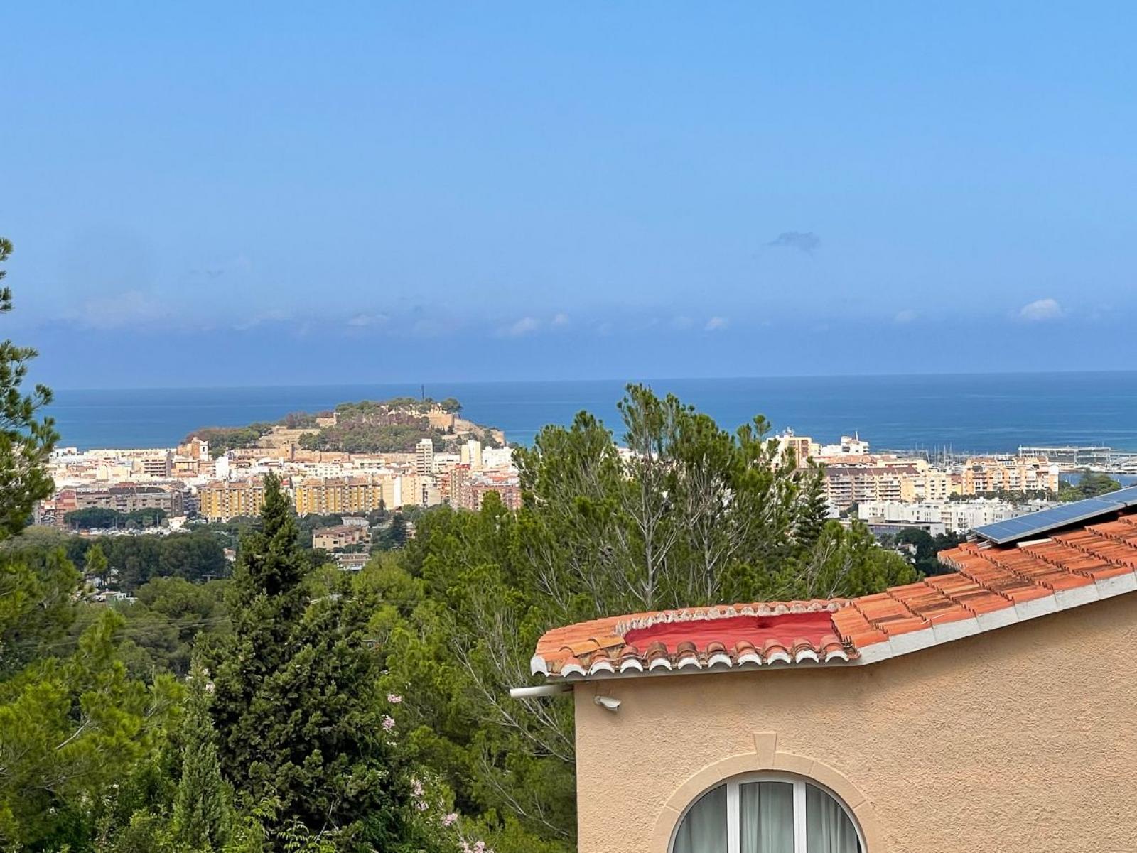 Photo number 9. Villa for sale in Denia. Ref.: EHD-713199