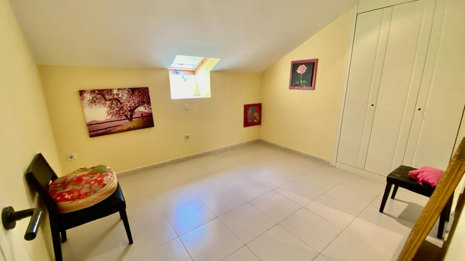 Photo number 7. Property for sale in Denia. Ref.: EIR-742239