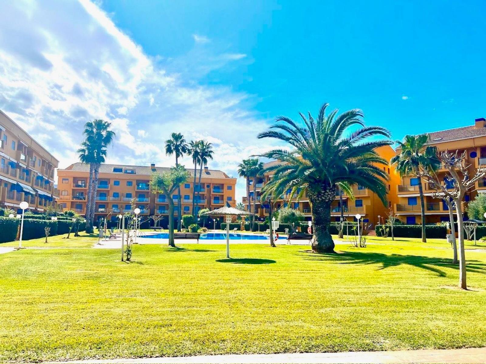 Photo number 1. Property for sale in Denia. Ref.: EIR-742239