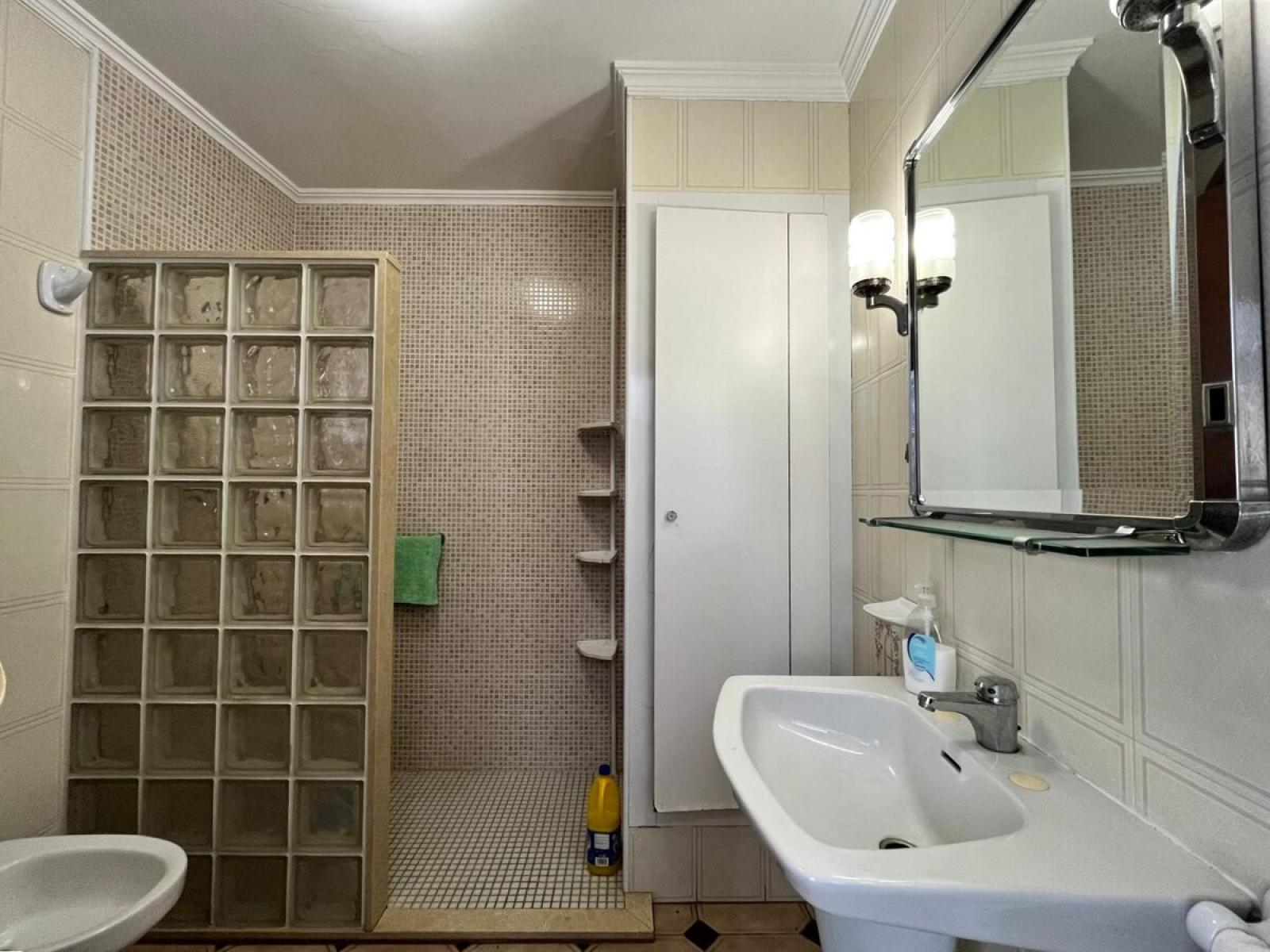 Photo number 16. Village property for sale in Pedreguer. Ref.: SLH-5-52-15838