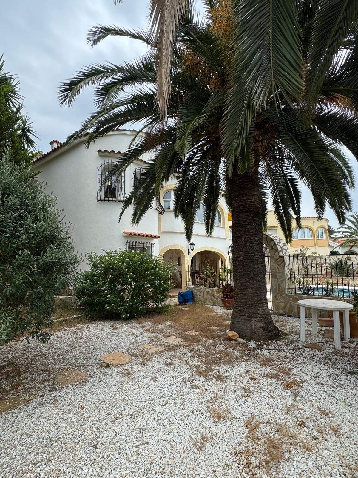 Photo number 3. Villa for sale in Denia. Ref.: XMI-335516
