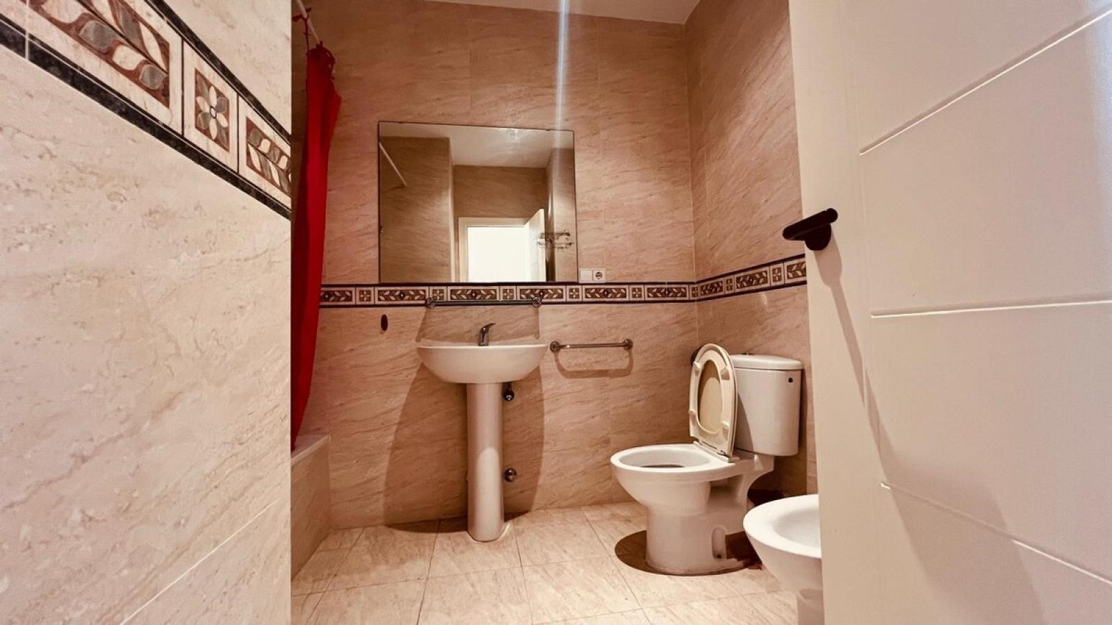 Photo number 25. Flat / Apartment for sale in Denia. Ref.: SLH-5-51-15851