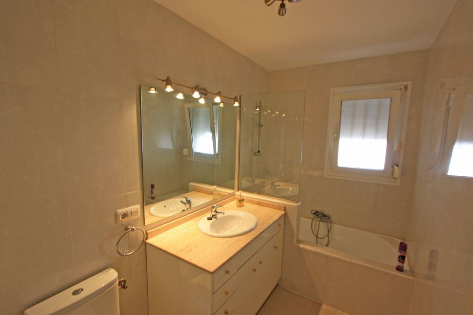 Photo number 10. Property for sale in Denia. Ref.: PRT-338904