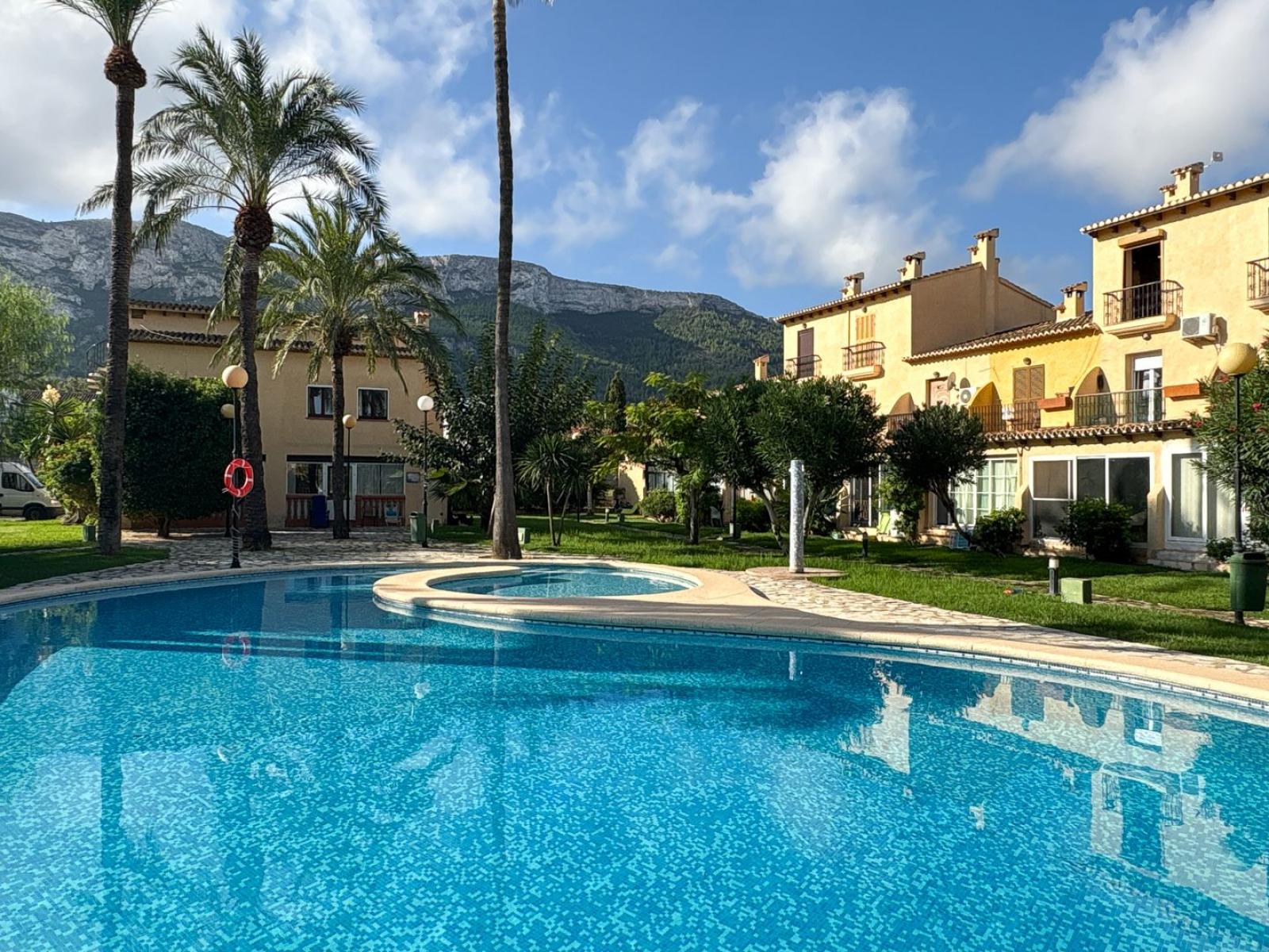 Photo number 2. Property for sale in Denia. Ref.: EHD-804561