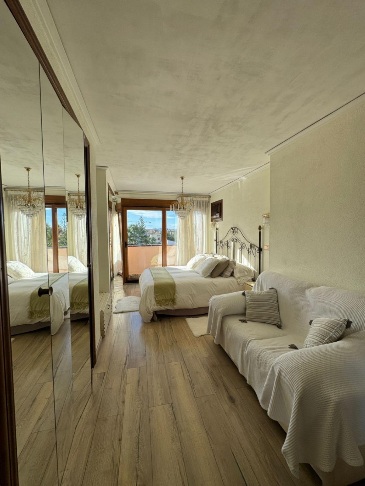 Photo number 27. Penthouse for sale in Denia. Ref.: XMI-341049