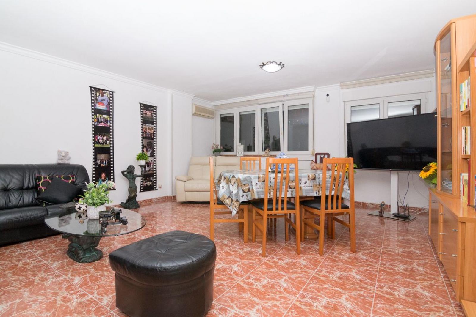 Photo number 2. Flat / Apartment for sale in Denia. Ref.: EHD-569221