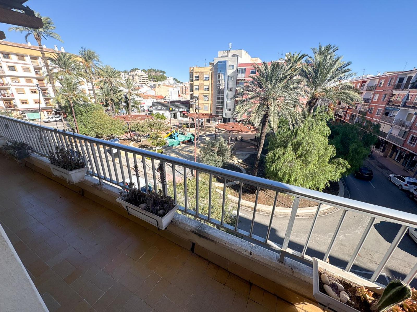 Photo number 1. Flat / Apartment for sale in Denia. Ref.: EHD-833208