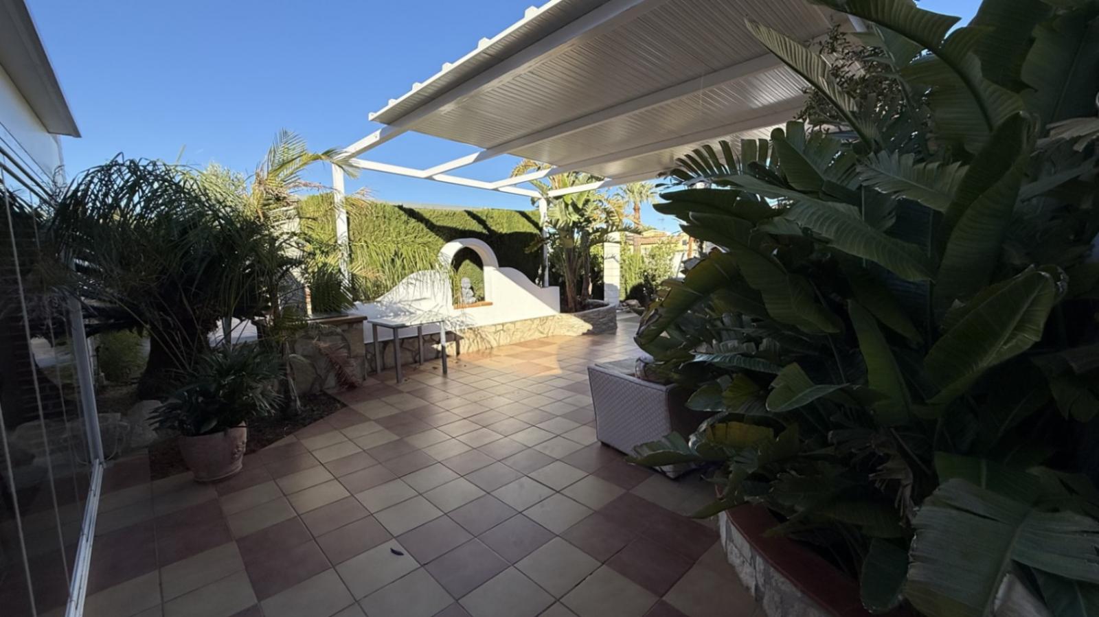Photo number 2. Property for sale in Denia. Ref.: EIR-832359