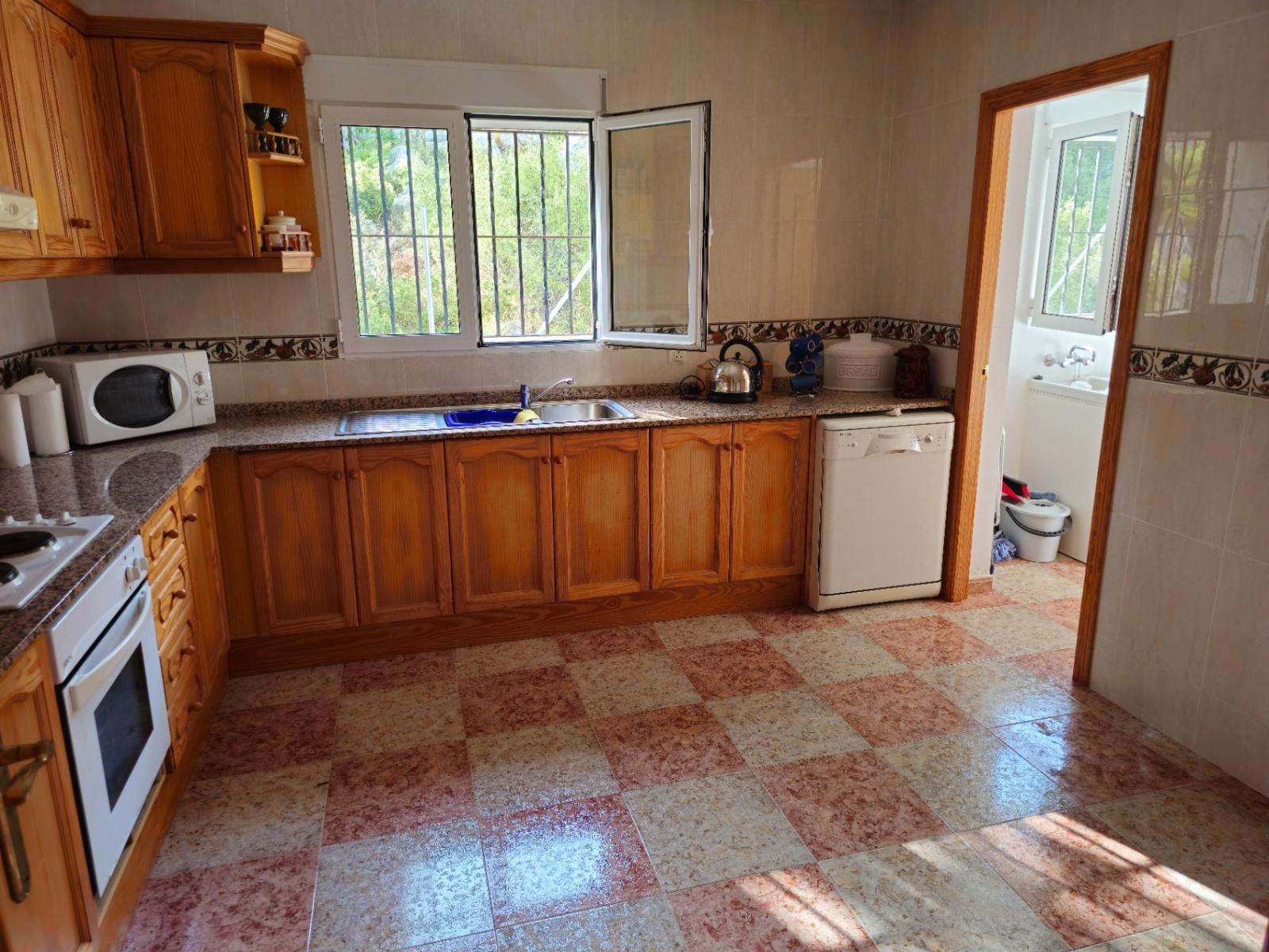 Photo number 5. Property for sale in Tormos. Ref.: PRT-350475