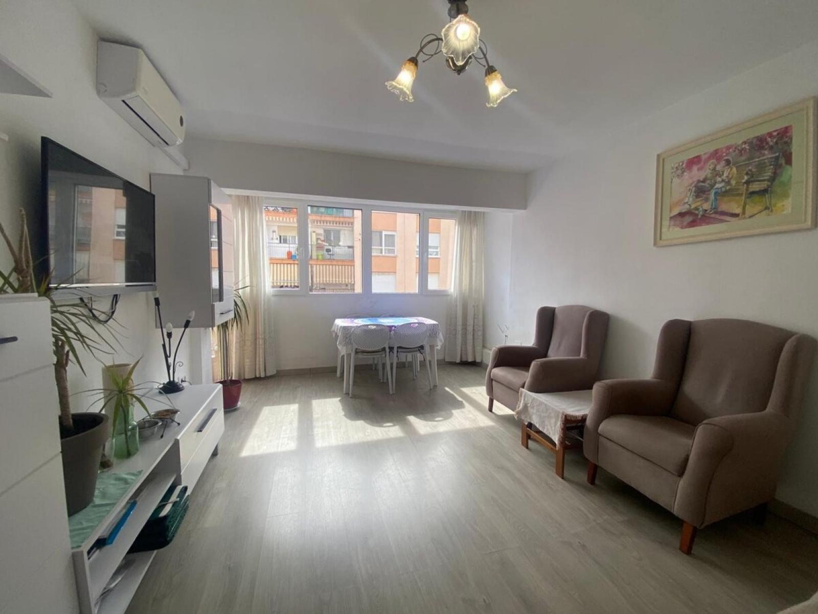 Photo number 4. Flat / Apartment for sale in Denia. Ref.: SLH-5-50-15931