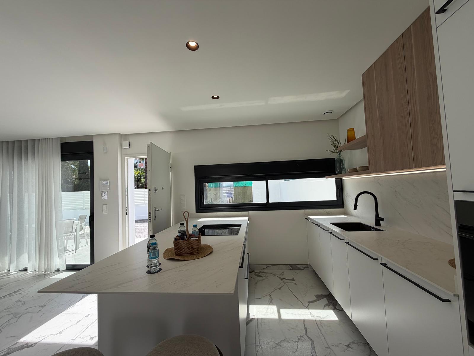 Photo number 5. Villa for sale in Denia. Ref.: XMI-354305