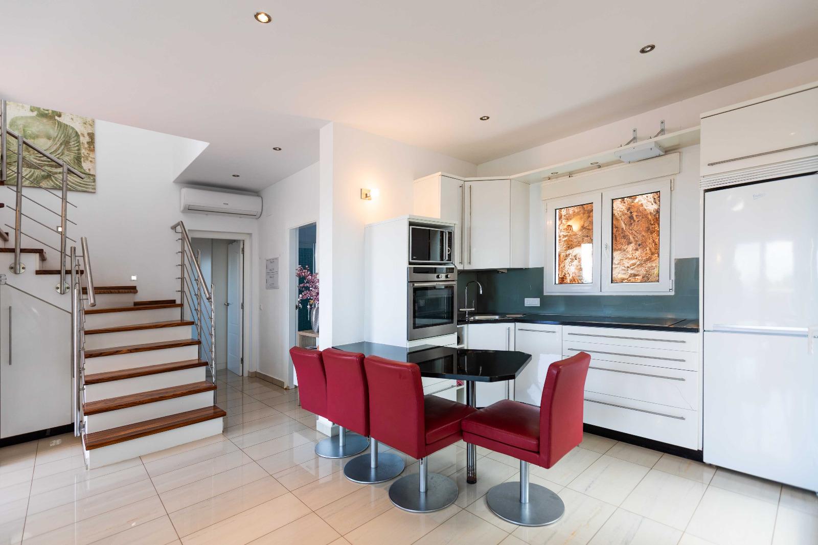 Photo number 13. Property for sale in Denia. Ref.: XMI-354952