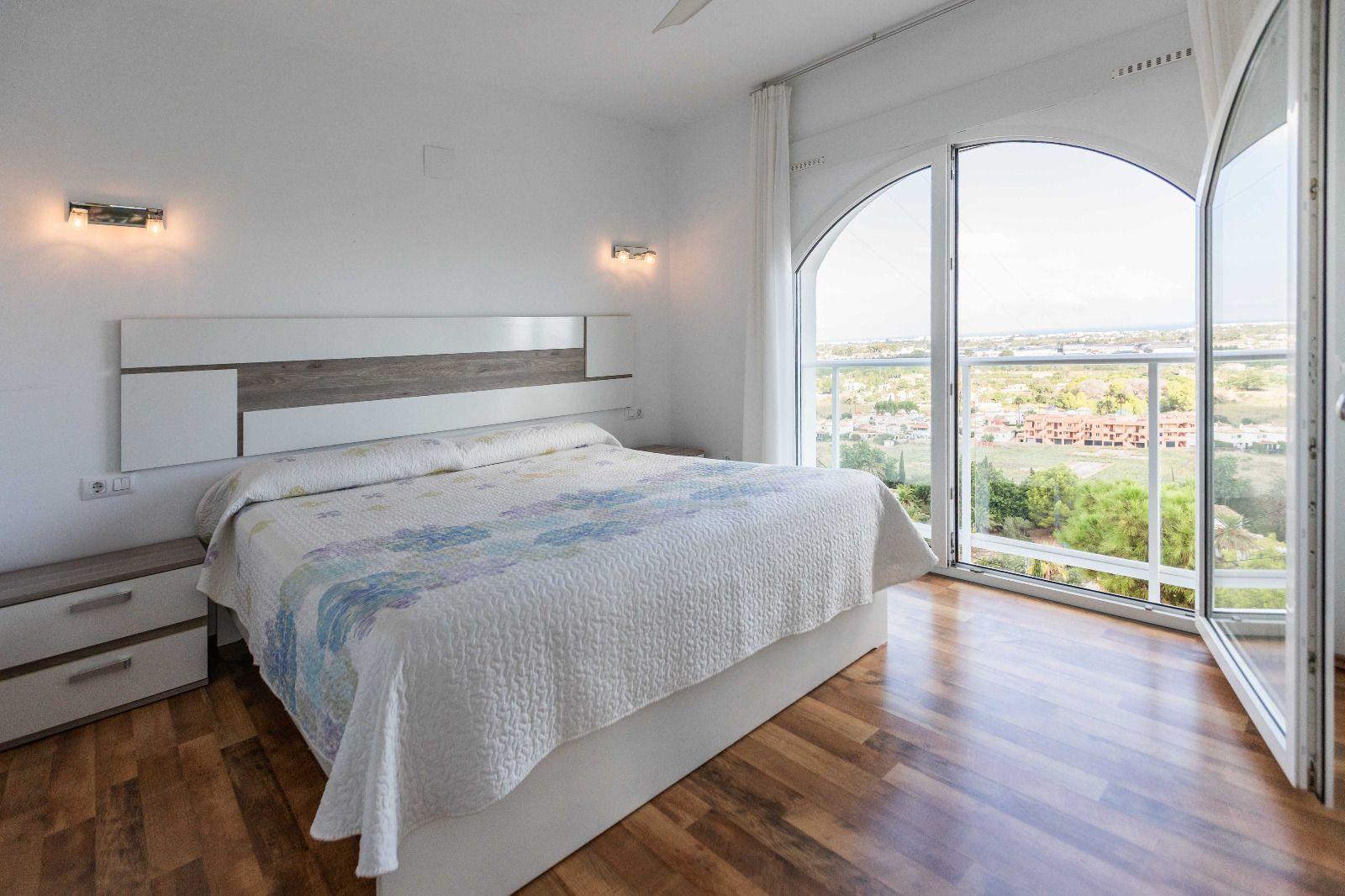 Photo number 14. Property for sale in Denia. Ref.: XMI-354952