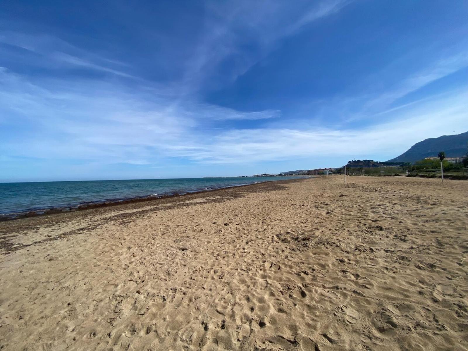 Photo number 1. Flat / Apartment for sale in Denia. Ref.: SLH-5-52-15938