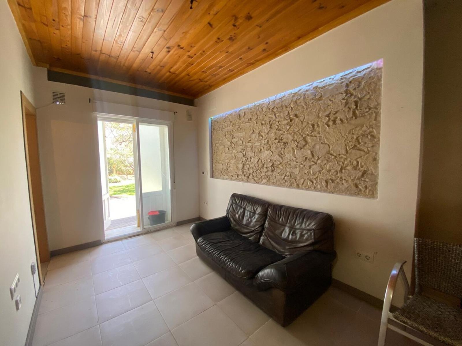 Photo number 2. Flat / Apartment for sale in Denia. Ref.: SLH-5-52-15938