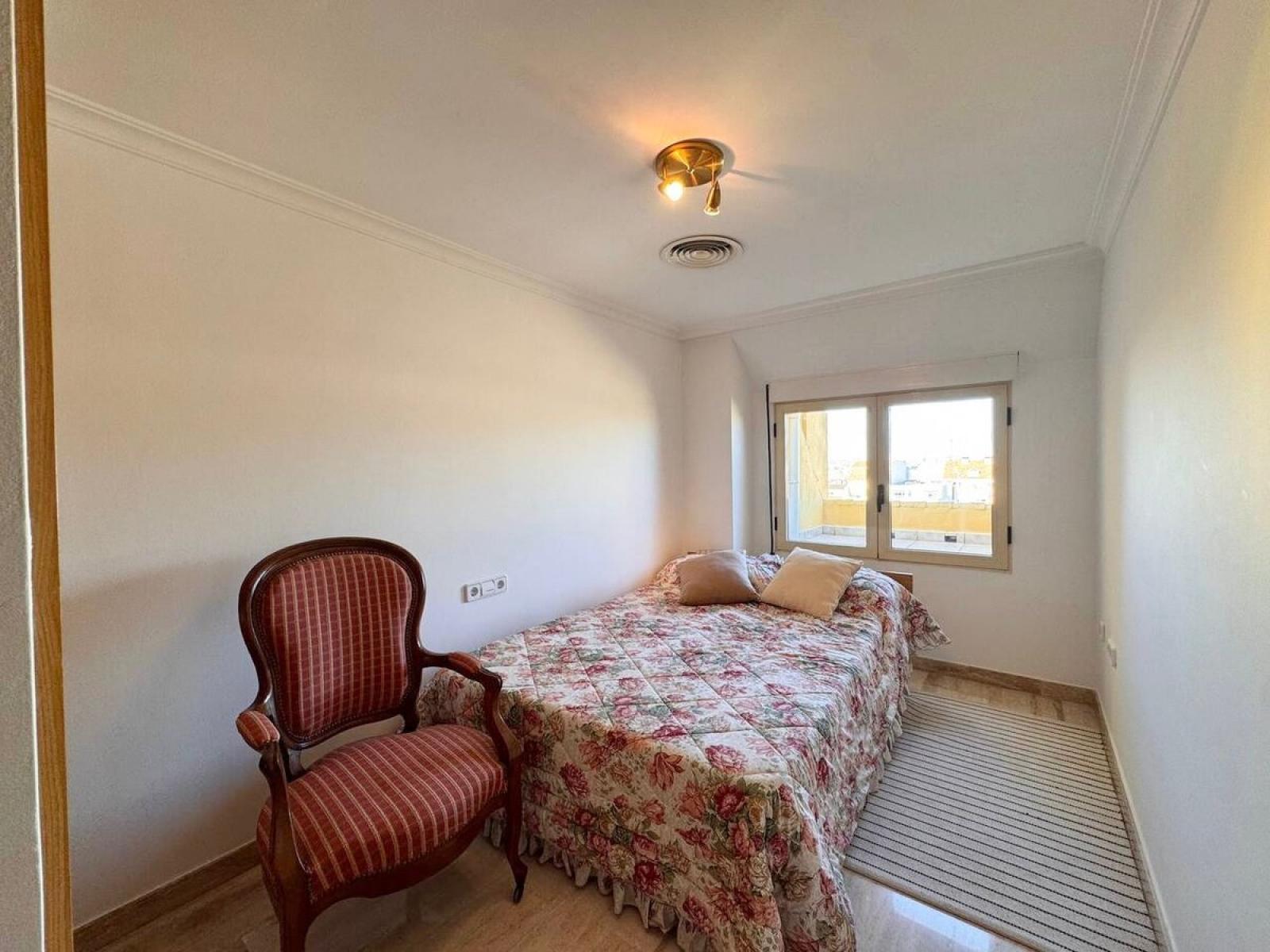 Photo number 13. Penthouse for sale in Denia. Ref.: SLH-5-52-15942