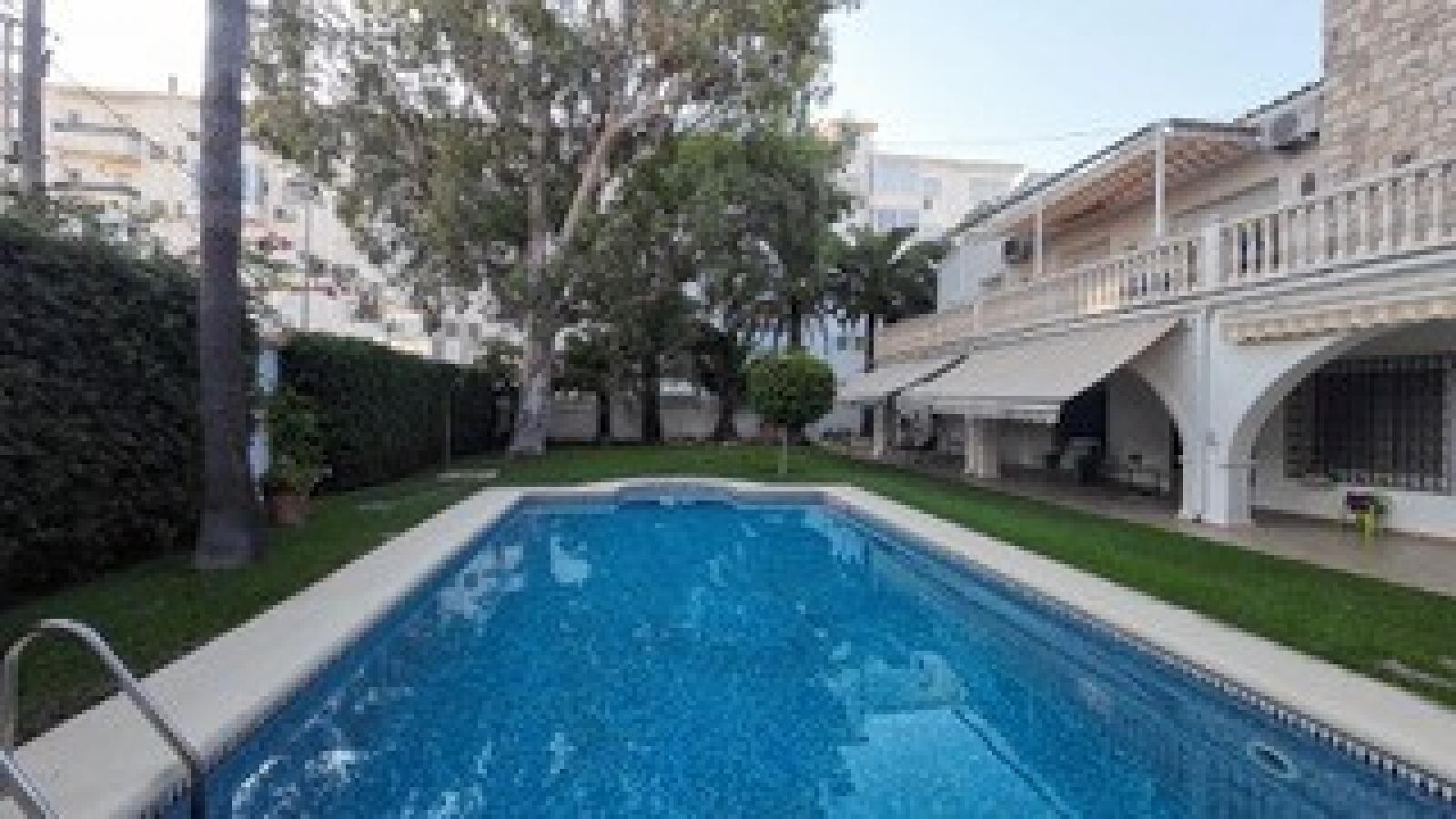 Photo number 3. Villa for sale in Denia. Ref.: XMI-357076