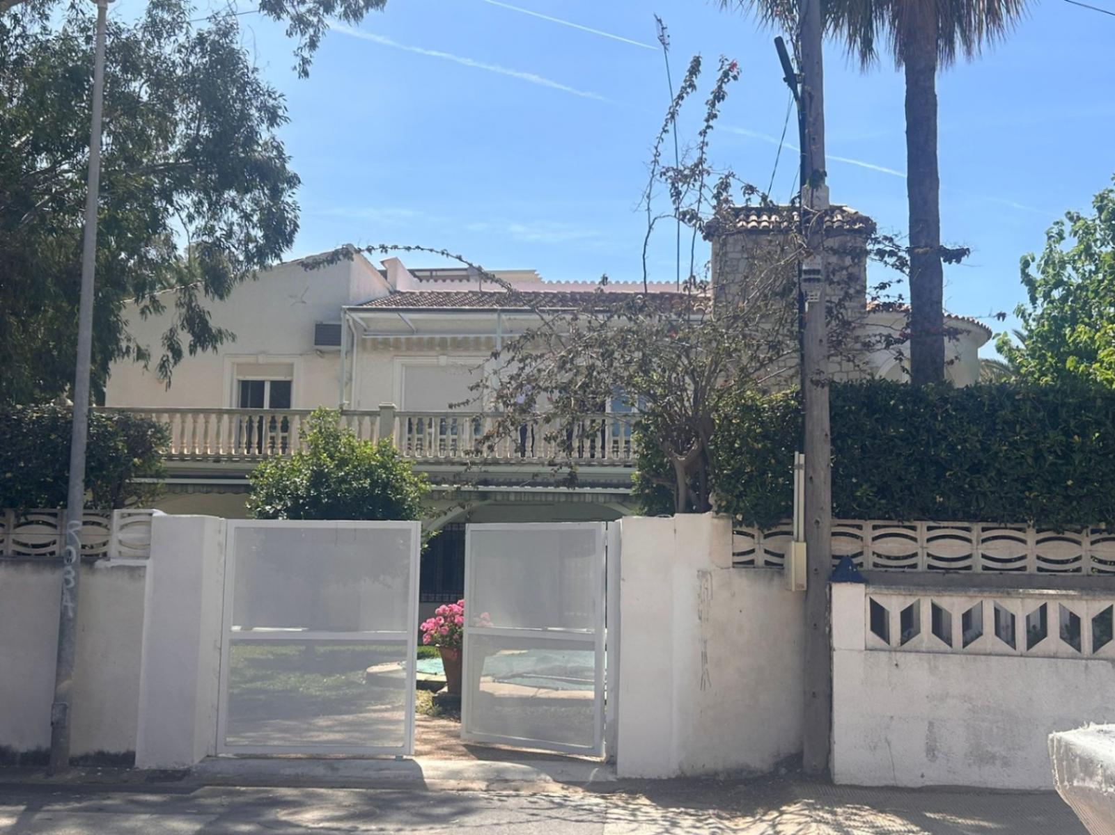 Photo number 16. Villa for sale in Denia. Ref.: XMI-357076