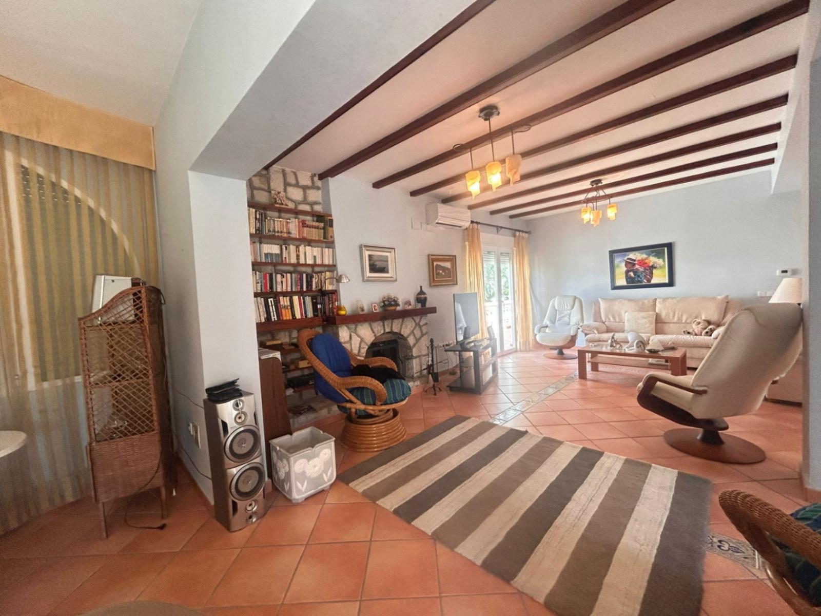 Photo number 38. Villa for sale in Denia. Ref.: XMI-357076