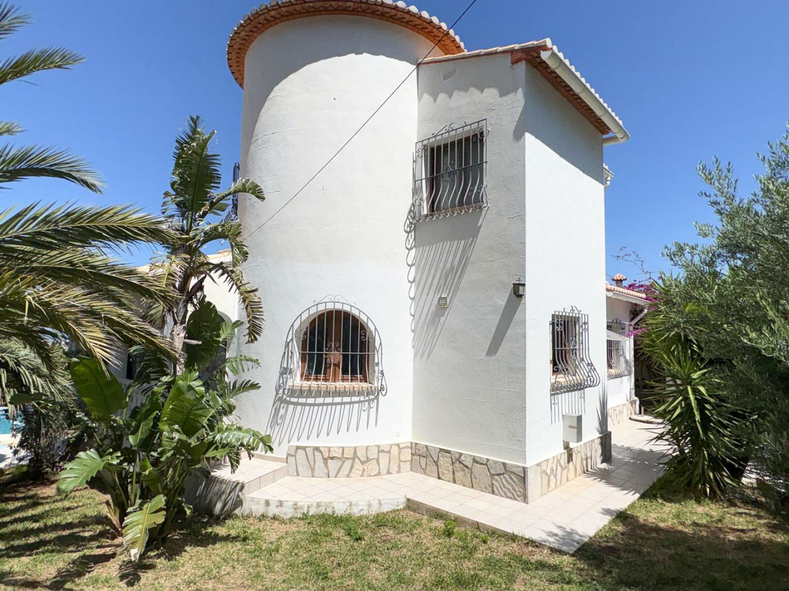 Photo number 29. Villa for sale in Denia. Ref.: EHD-938164