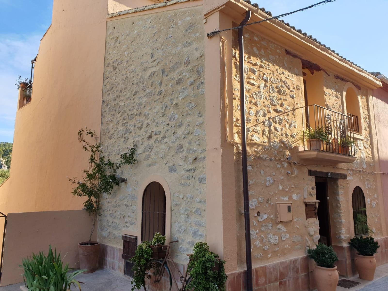 Photo number 1. Property for sale in Denia. Ref.: XMI-357798