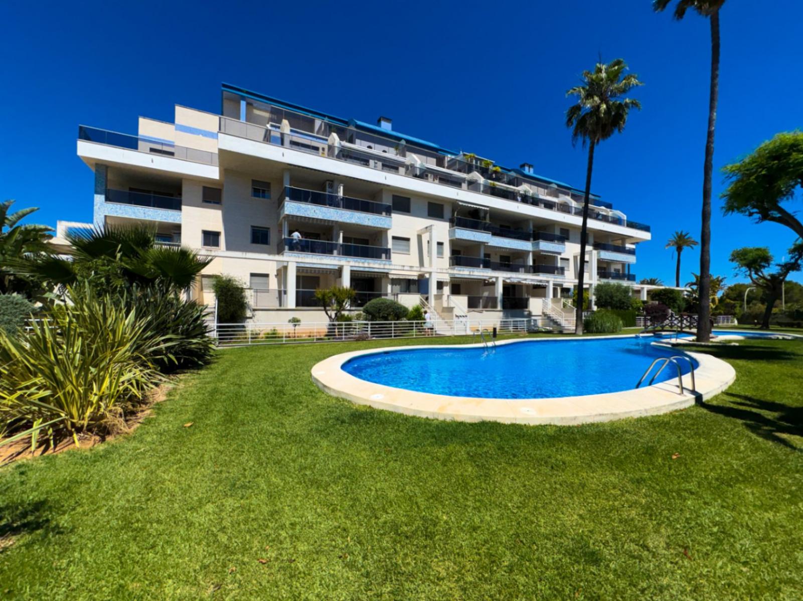 Photo number 1. Flat / Apartment for sale in Denia. Ref.: EHD-944244