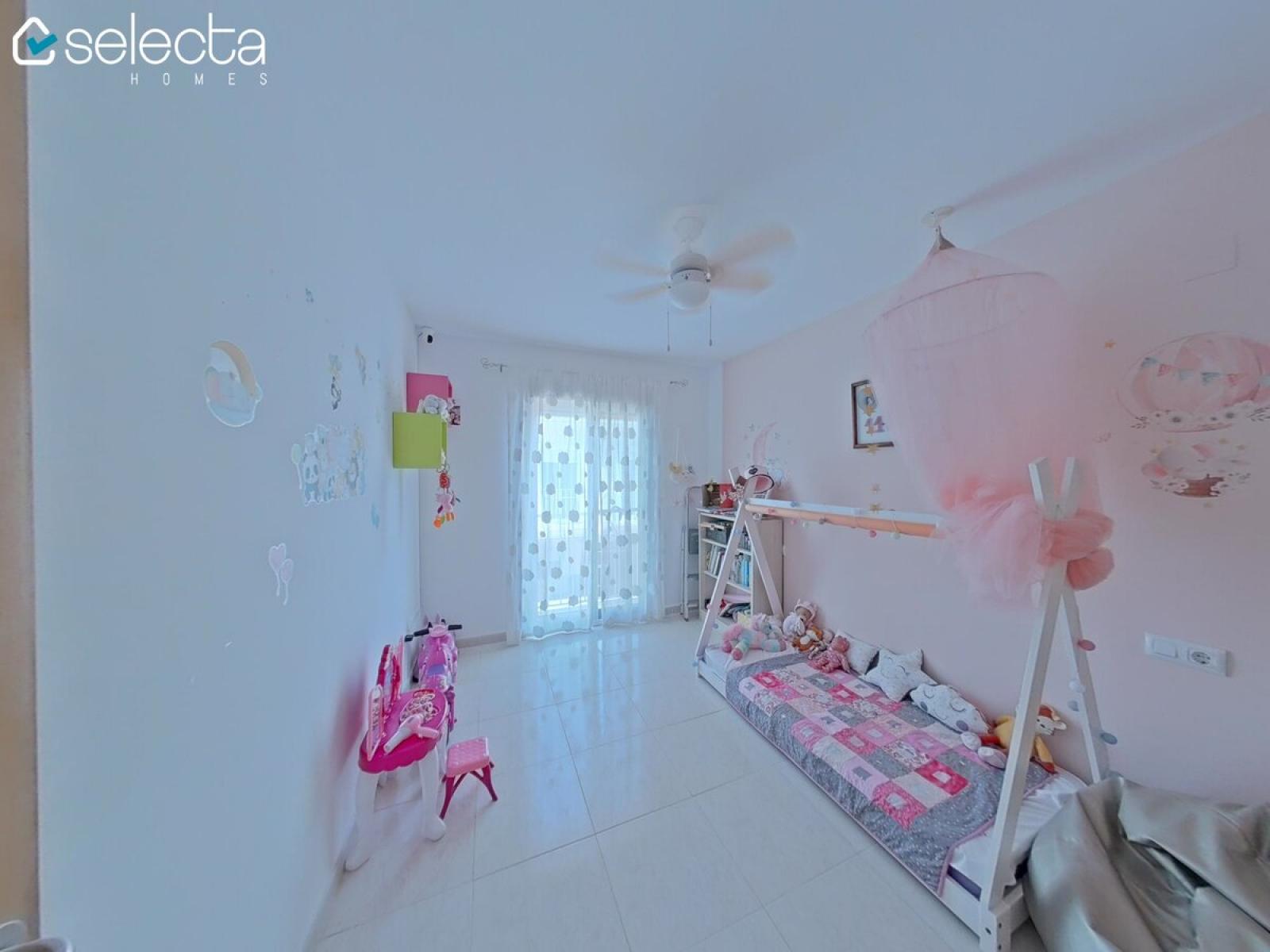 Photo number 11. Townhouse for sale in Sagra. Ref.: SLH-5-51-15947