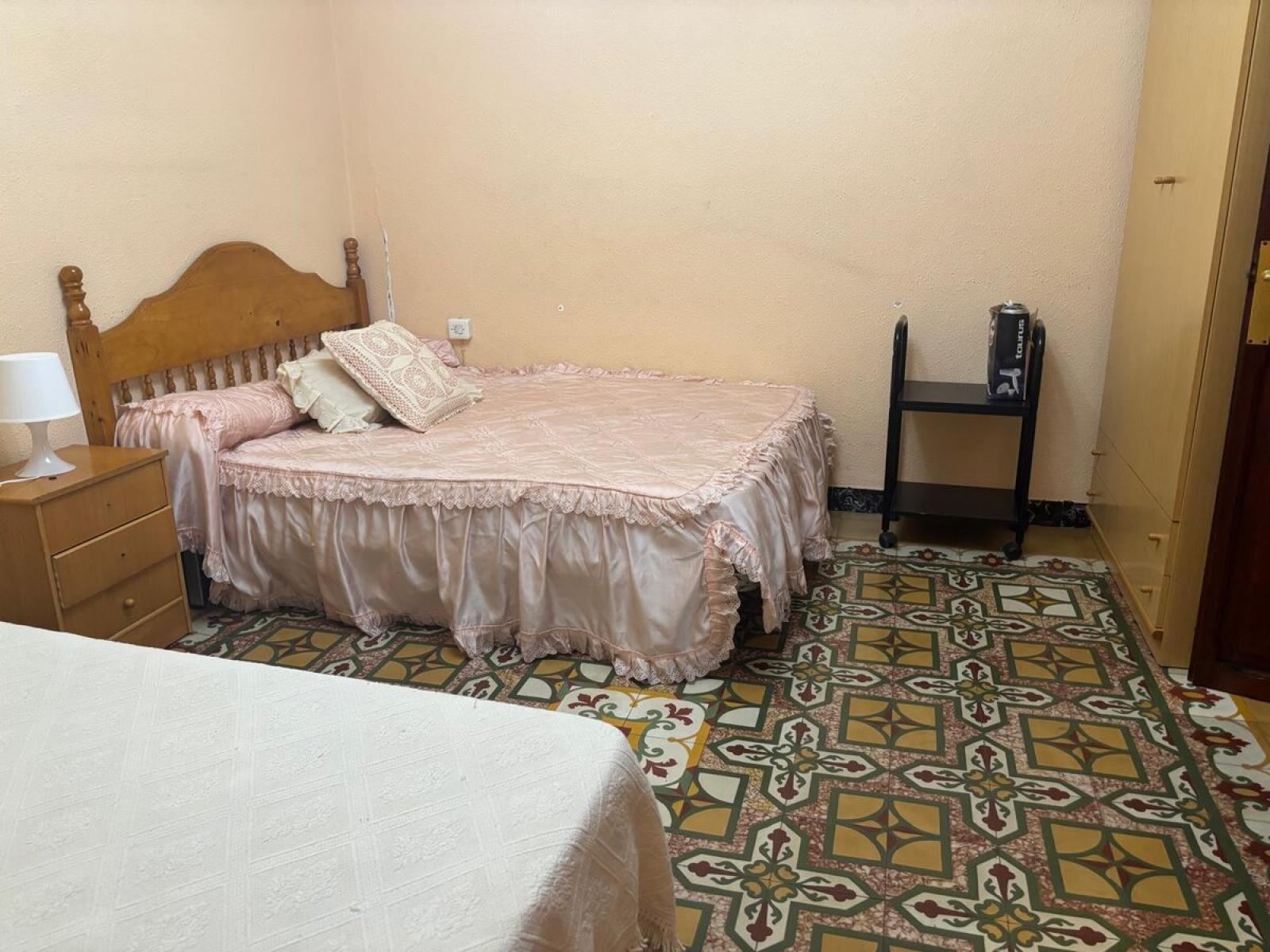 Photo number 5. Village property for sale in Pedreguer. Ref.: SLH-5-17-15960