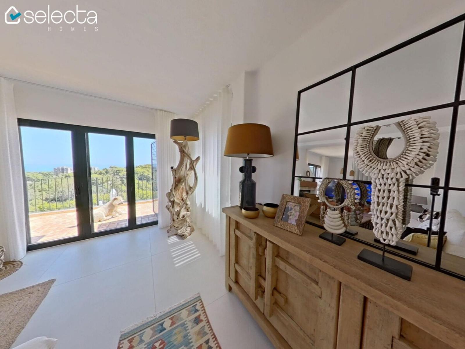 Photo number 7. Villa for sale in Denia. Ref.: SLH-5-52-15962