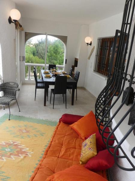 Photo number 3. Villa for sale in Denia. Ref.: SLH-1-1-15974