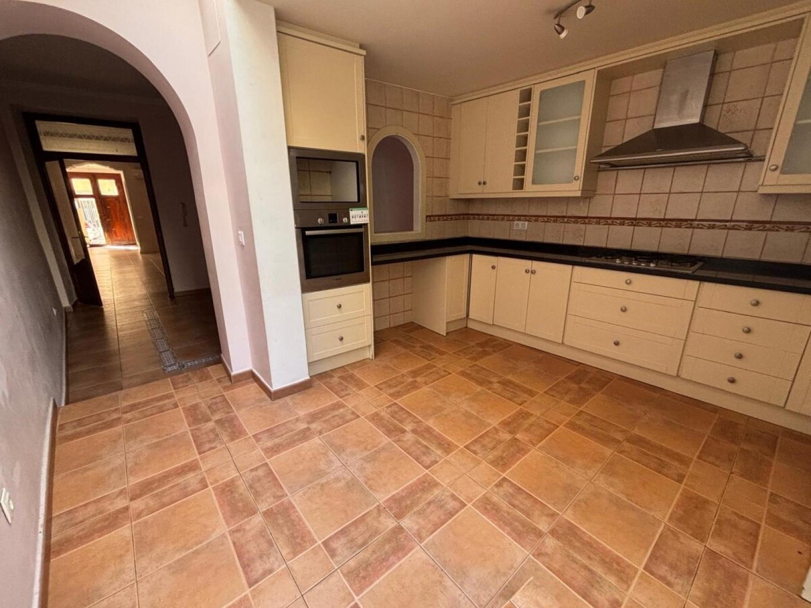 Photo number 5. Village property for sale in Pedreguer. Ref.: SLH-5-36-9668