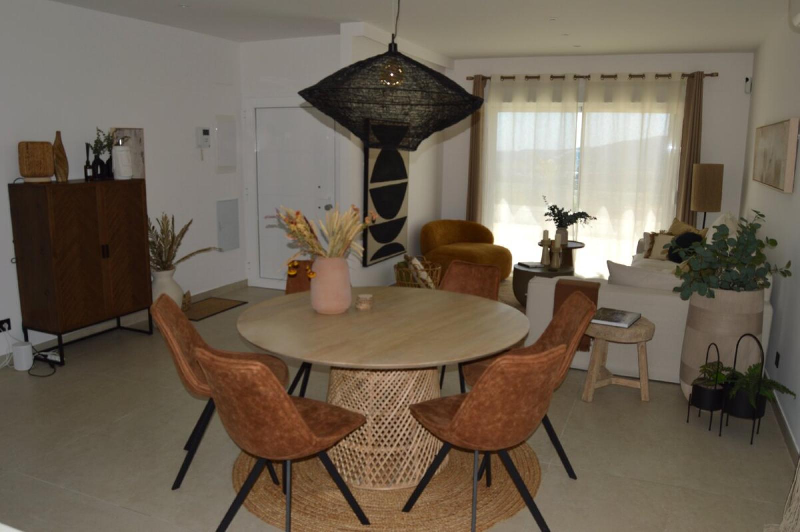 Fotografia nº5 del chalet en Venta en Халоне. Ref.: SLH-5-36-15496