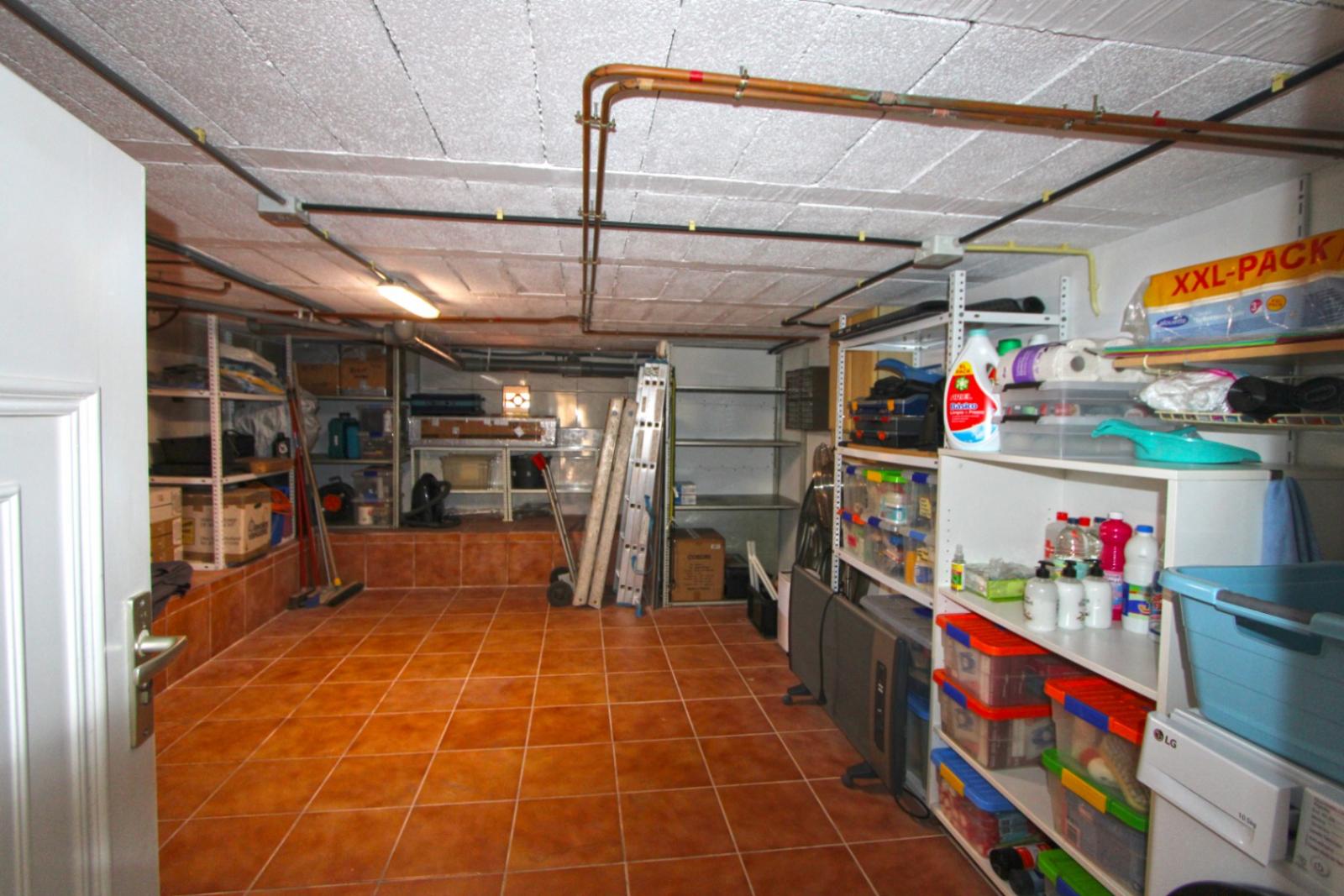 Photo number 12. Property for sale in Tormos. Ref.: PRT-358110