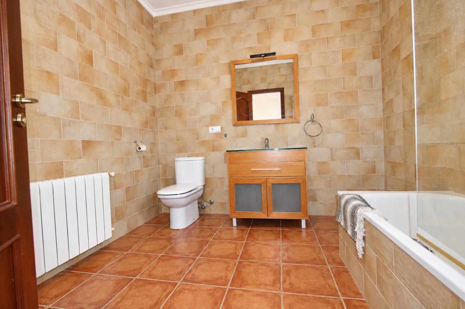 Fotografia nº18 del inmueble en Venta en Orba. Ref.: PRT-360822