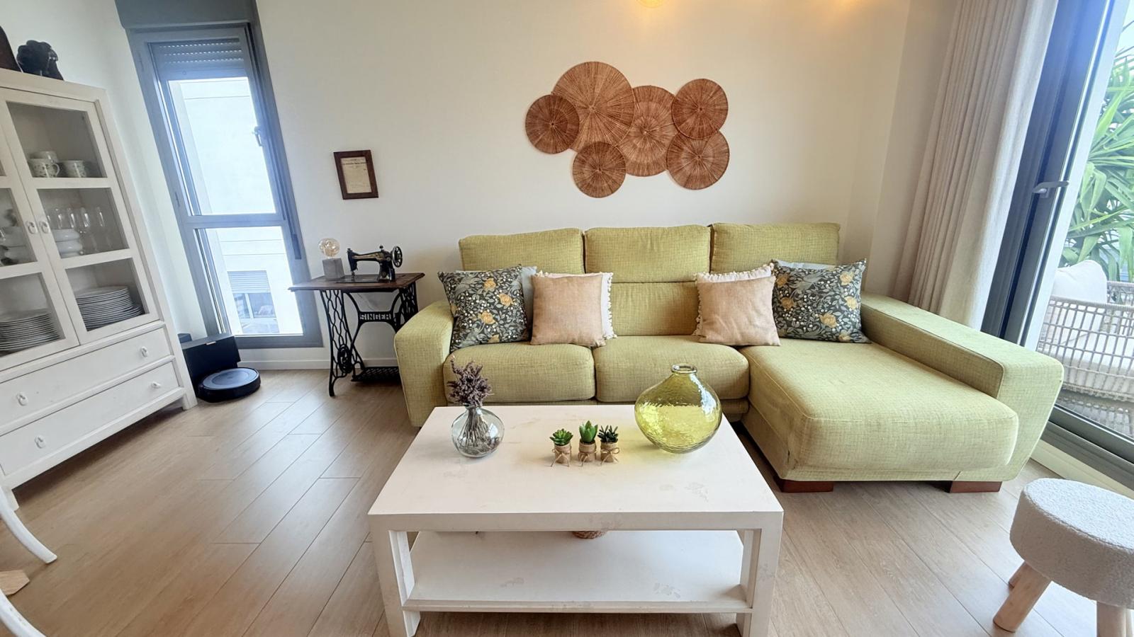 Photo number 2. Property for sale in Denia. Ref.: EIR-976477