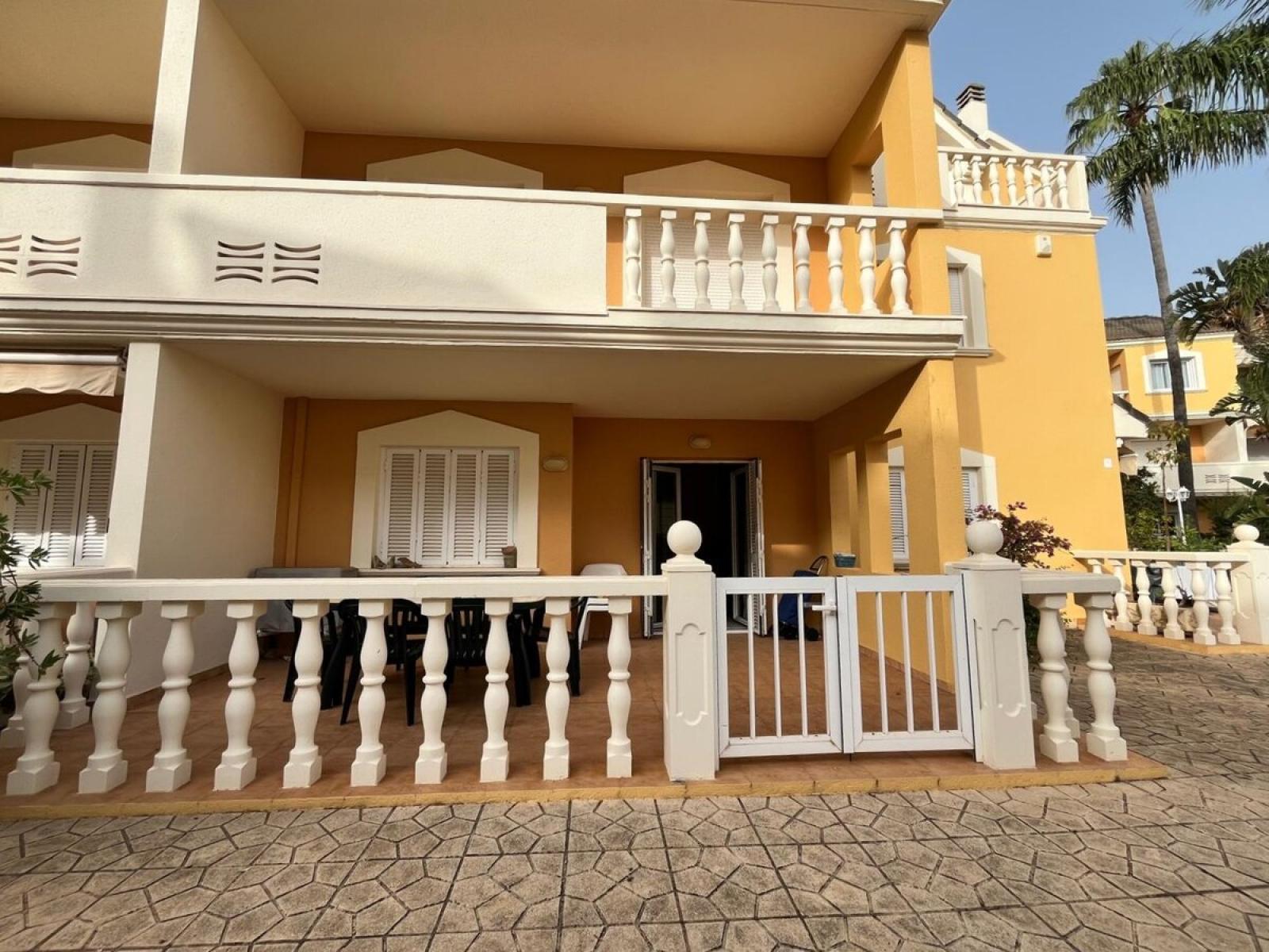 Fotografia nº2 del bungalow / adosado en Venta en Denia. Ref.: SLH-5-52-15957