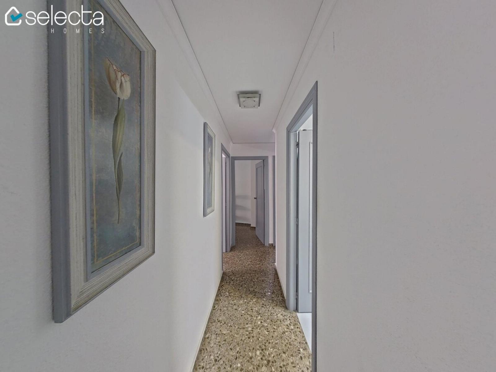 Fotografia nº2 del piso / apartamento en Venta en Дении. Ref.: SLH-5-52-15968